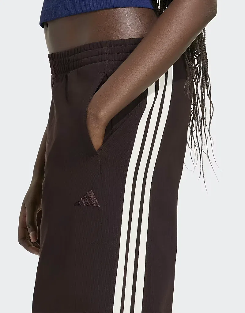 Спортивная одежда Adidas: комплект Adidas с тремя полосками, широкие брюки, аврора кофе/слоновая кость — фото 4