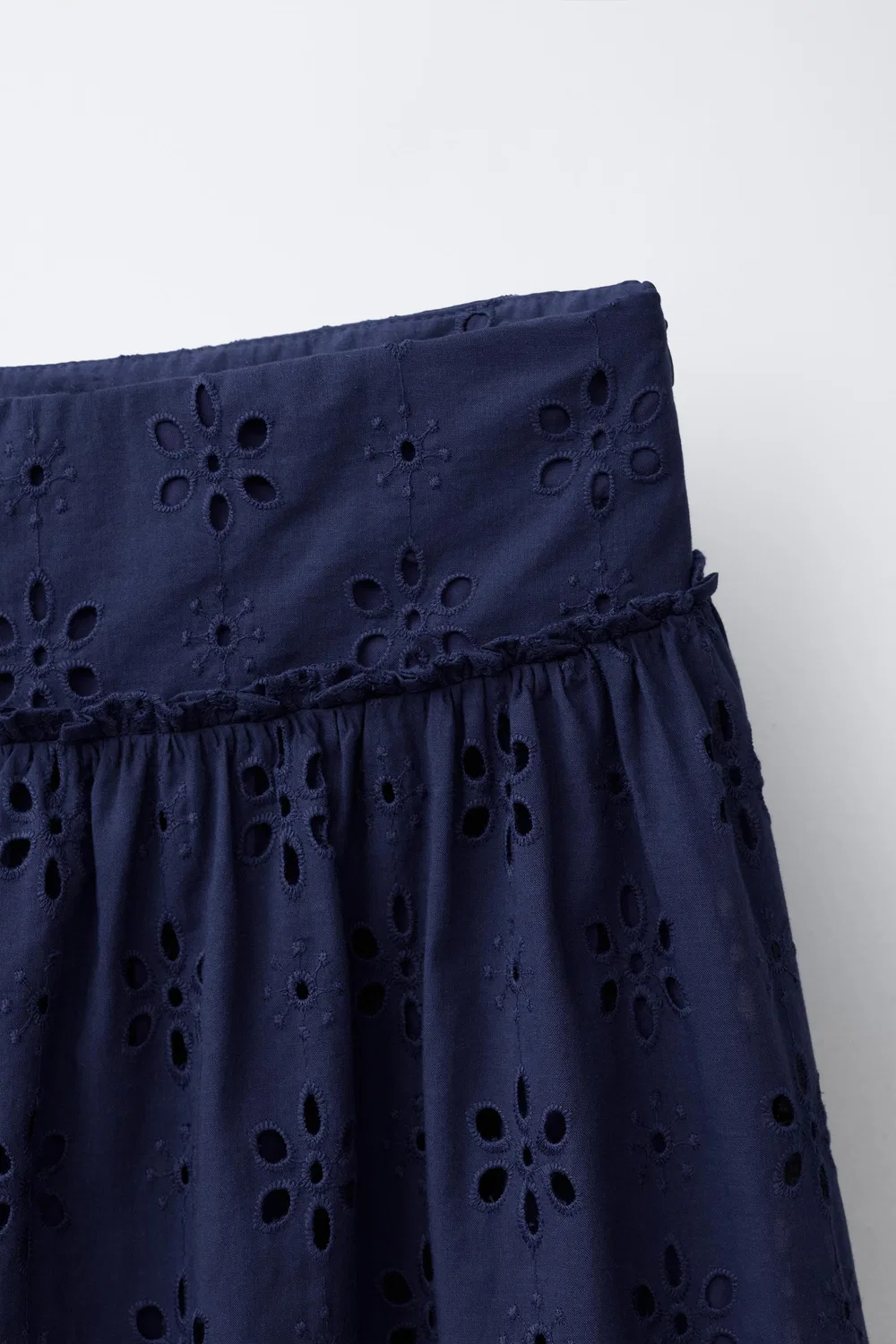 Юбка миди с вышивкой Шиффли ZARA, Navy Blue — фото 3