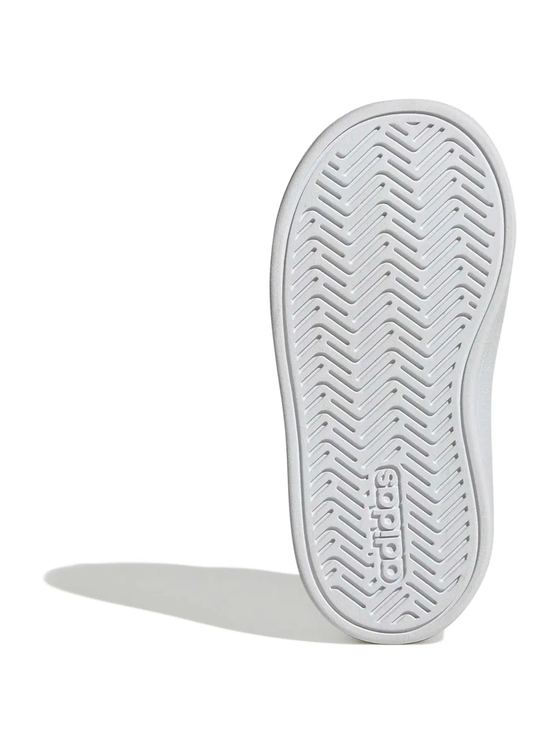 Спортивные кроссовки Adidas Sportswear GRAND COURT 3.0 белого цвета — фото 4