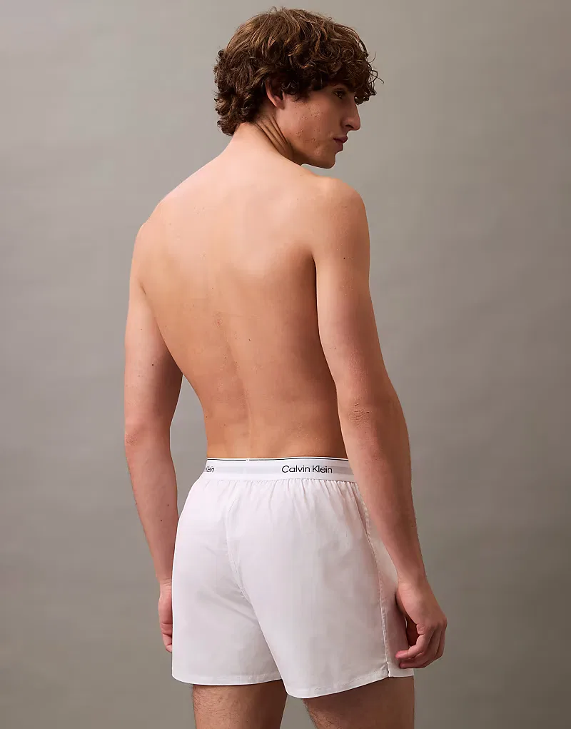 Боксеры-брифы узкие хлопковые стретч Icon 3 шт Calvin Klein, черный/белый/серый — фото 3