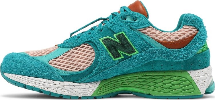 Кроссовки New Balance 2002R 'Water Be The Guide' от Salehe Bembury — фото 4
