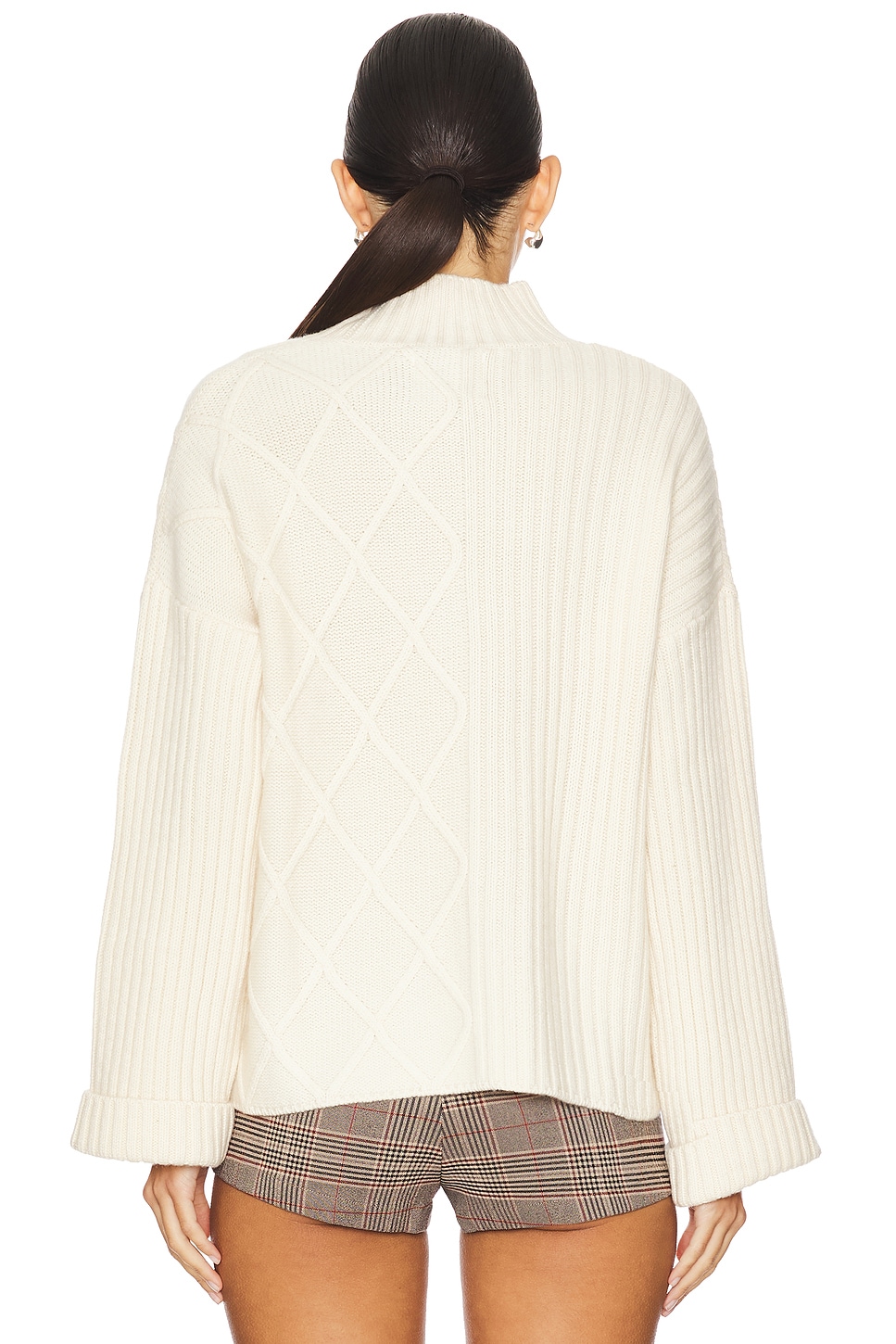 

Водолазка из аранского ребра Jumper 1234, цвет jasmine