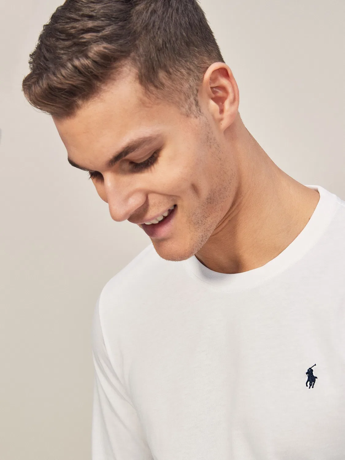 Белая хлопковая футболка с длинным рукавом и логотипом Polo Ralph Lauren — фото 3