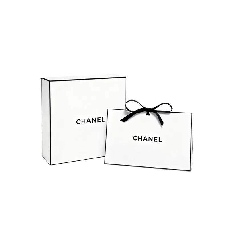 Набор увлажняющих средств для кожи с золотыми слитками, 5 предметов, CHANEL — фото 3