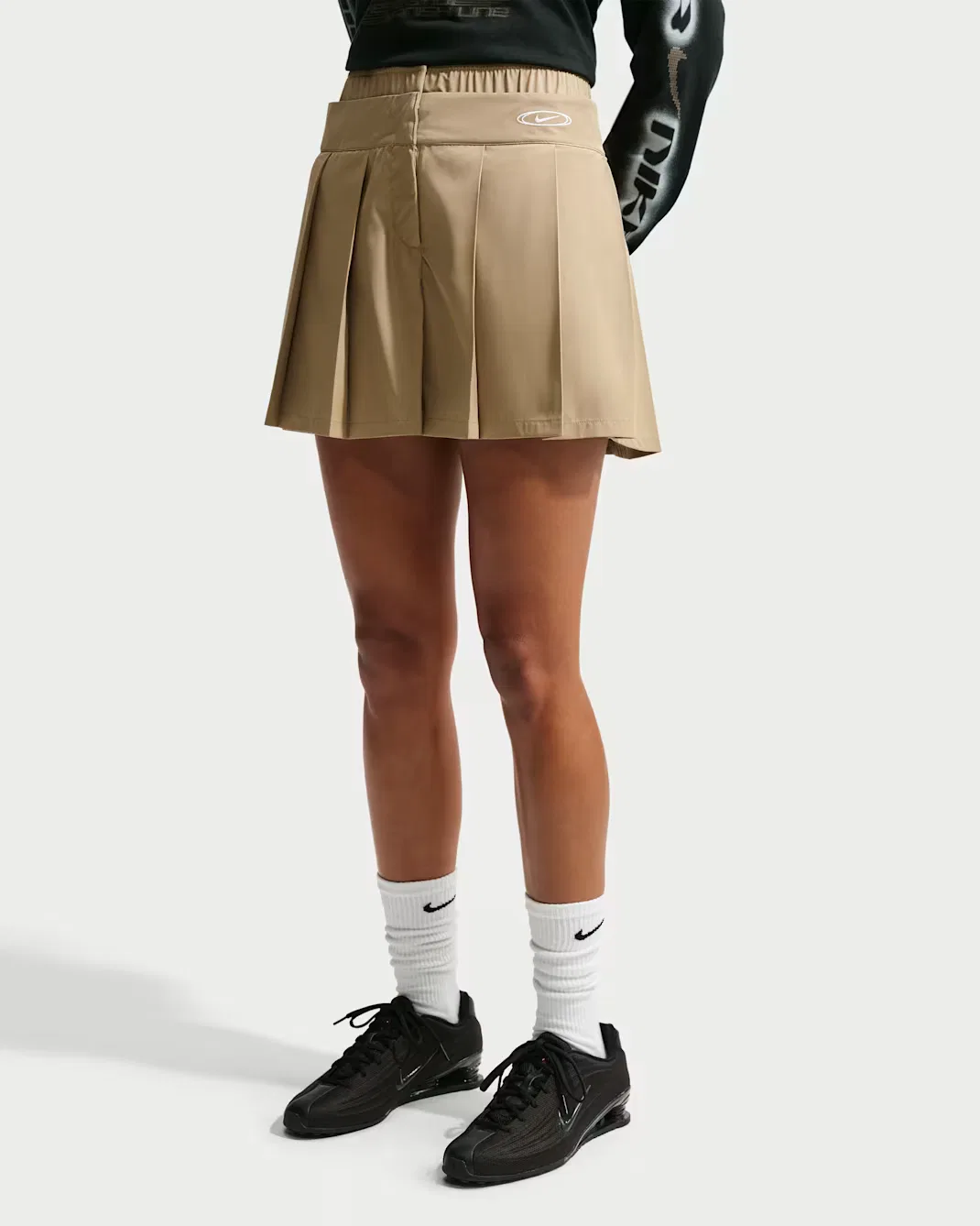 Женская плиссированная мини-юбка Nike Sportswear, Parachute Beige/White — фото 2