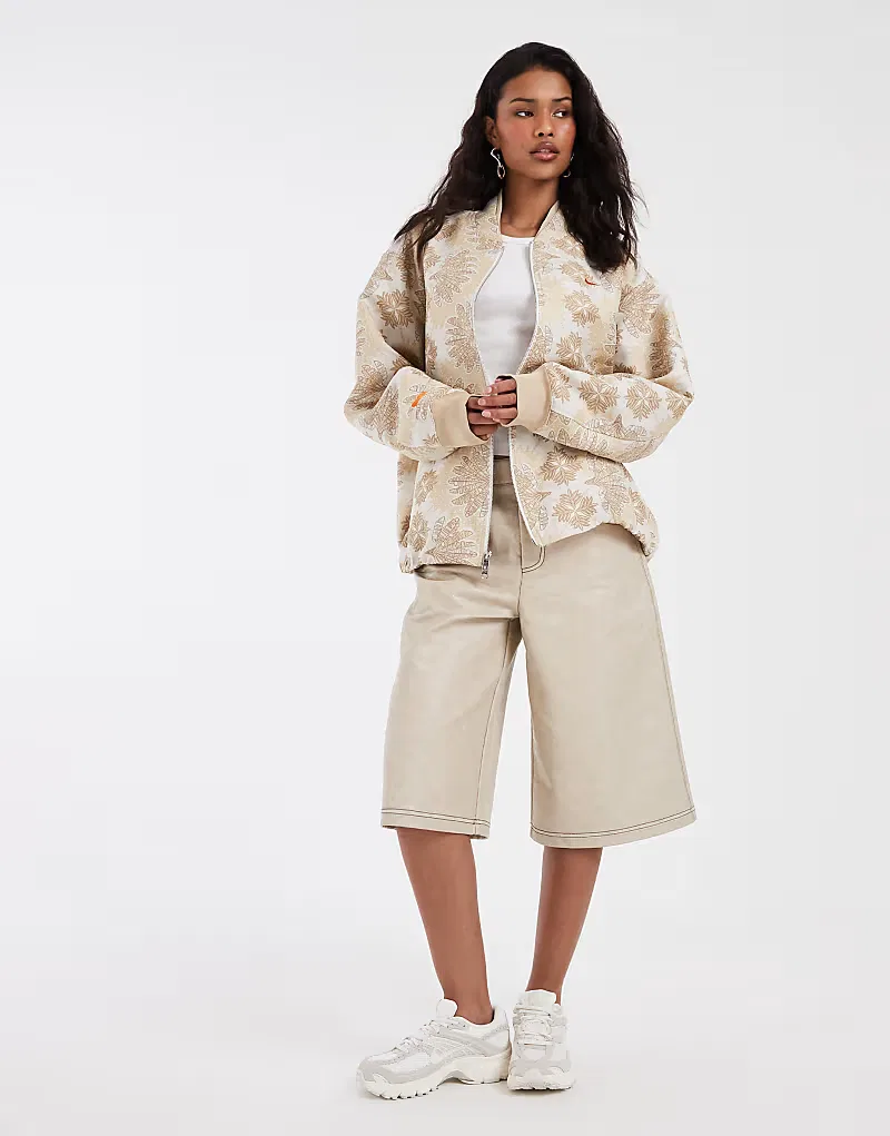 Куртка Nike Athlete Collections с принтом, бежевый — фото 2