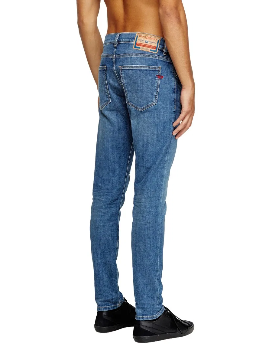 Джинсы DIESEL Slim fit '2019 D-STRUKT' светло-голубого цвета — фото 4