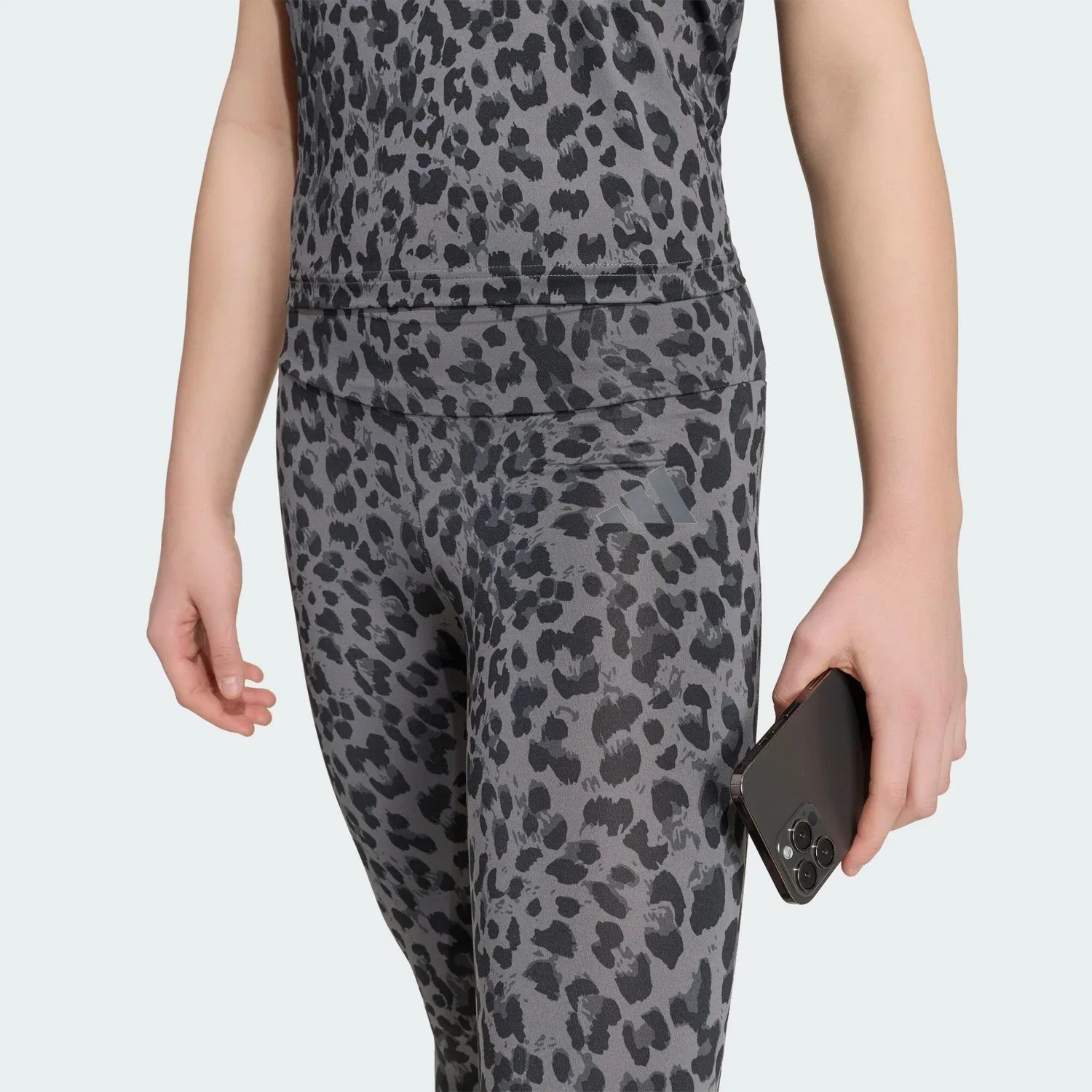 Детские леггинсы с принтом Animalprint Adidas, Mondgrau Dunkelgrau Schwarz — фото 4