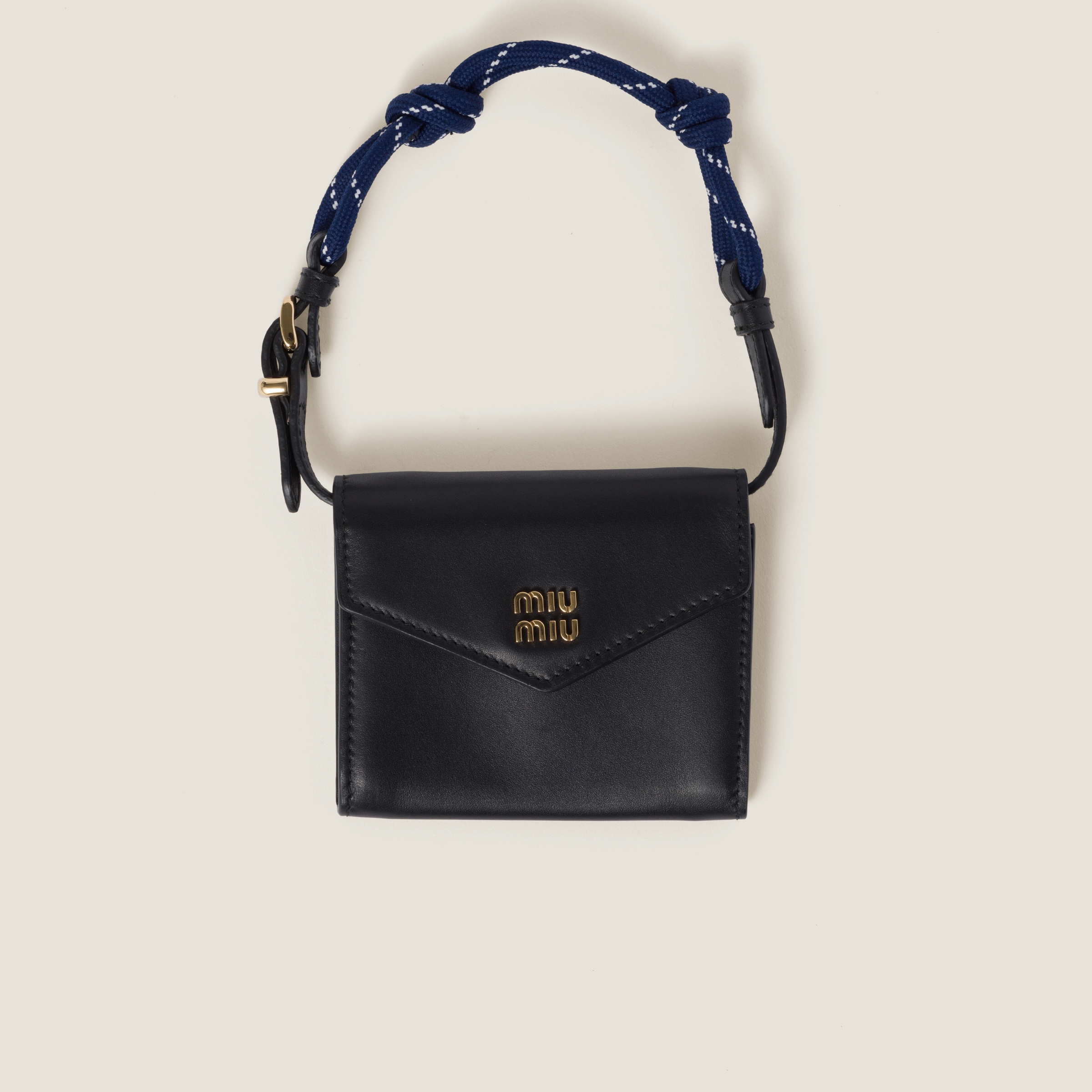 

Кожаный кошелек на плечо MIU MIU, черный/балтийский синий