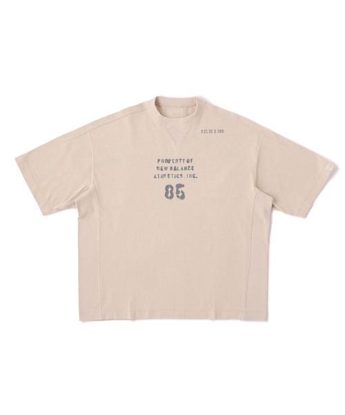 

Футболка с графическим принтом свободного кроя New Balance, песочно-серый