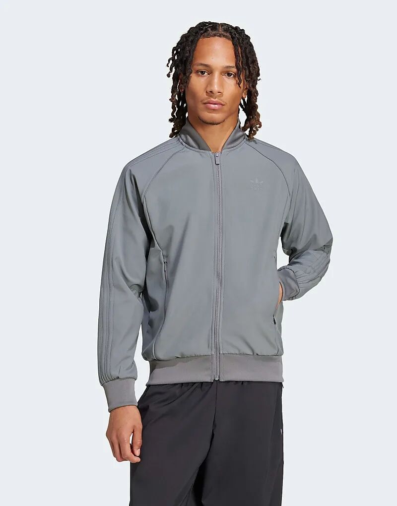 

Спортивный топ adidas Originals Bonded sst серого цвета