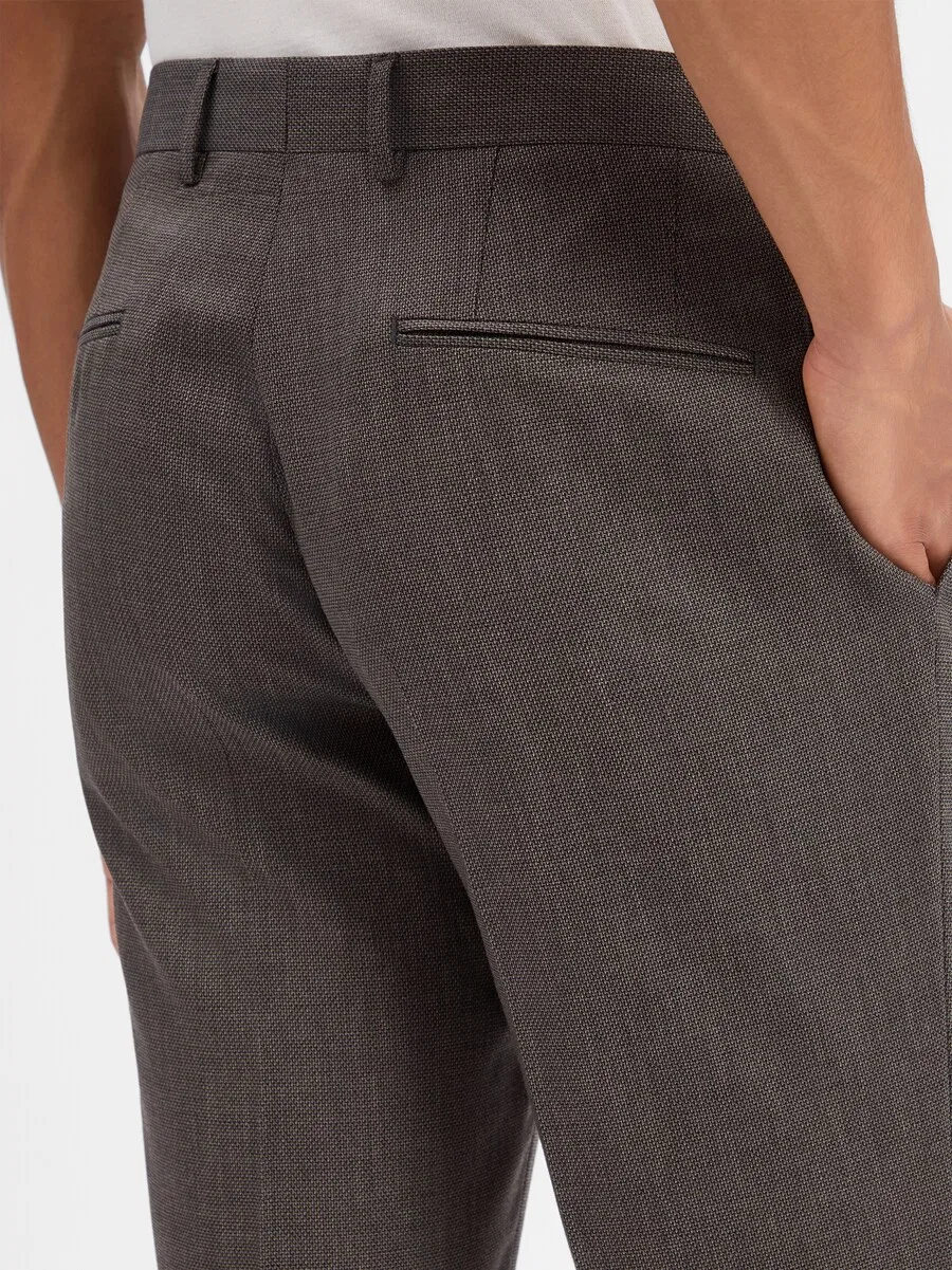 Брюки BOSS Regular Pleated Pants 'H-Leon-MM-C-NF' цвета "грязный" — фото 3