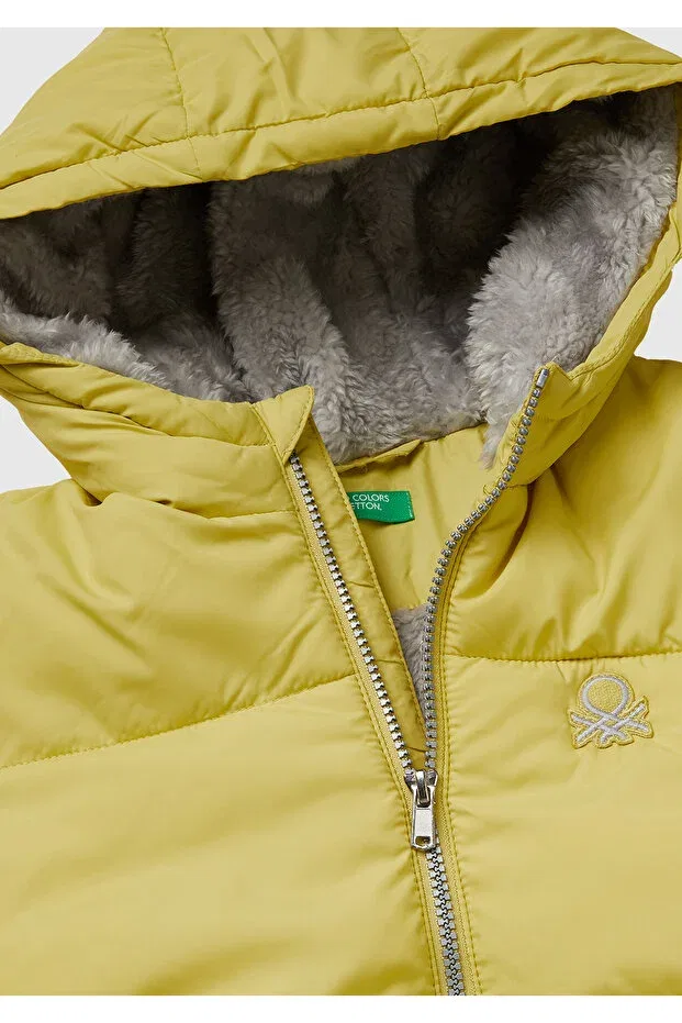 Детская куртка для девочек зимняя с капюшоном United Colors Of Benetton, Hardal — фото 3