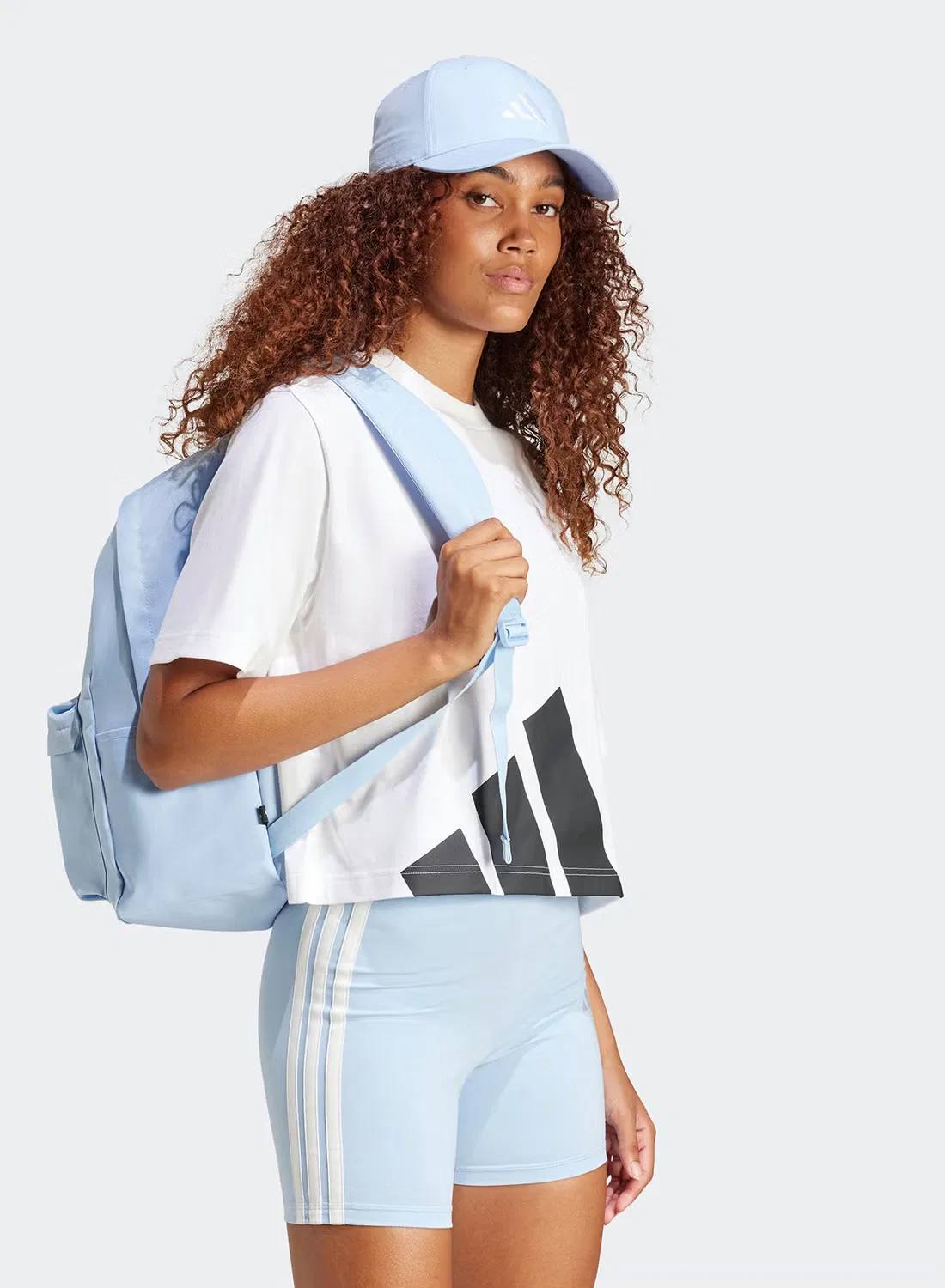 Футболка оверсайз с большим логотипом Adidas, белый — фото 3