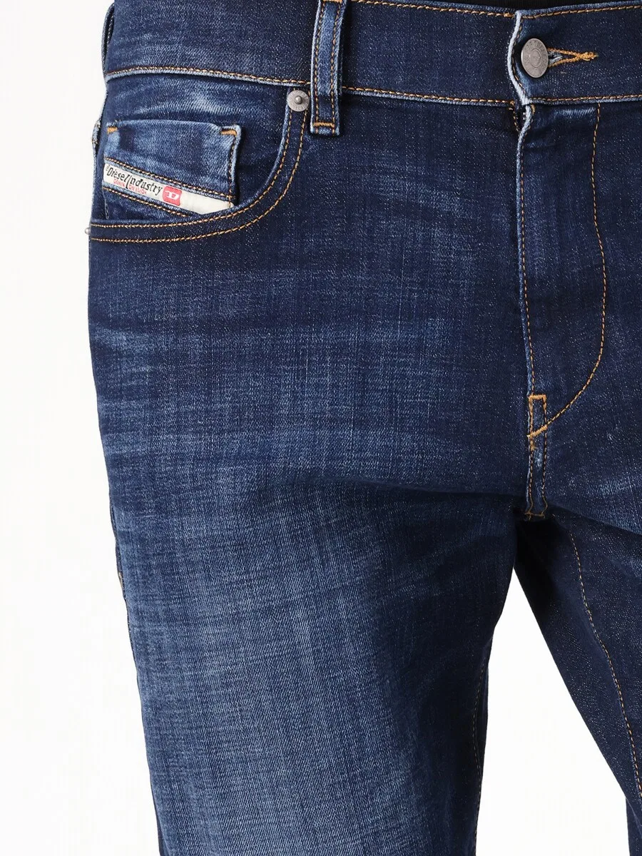 Джинсы DIESEL Slim fit '2019 D-STRUKT' синего цвета — фото 3