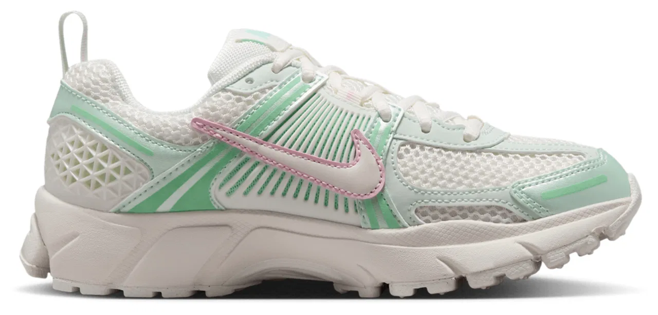 Кроссовки для мальчиков Vomero 5 Nike, цвет Sail/Sail/Pink Foam