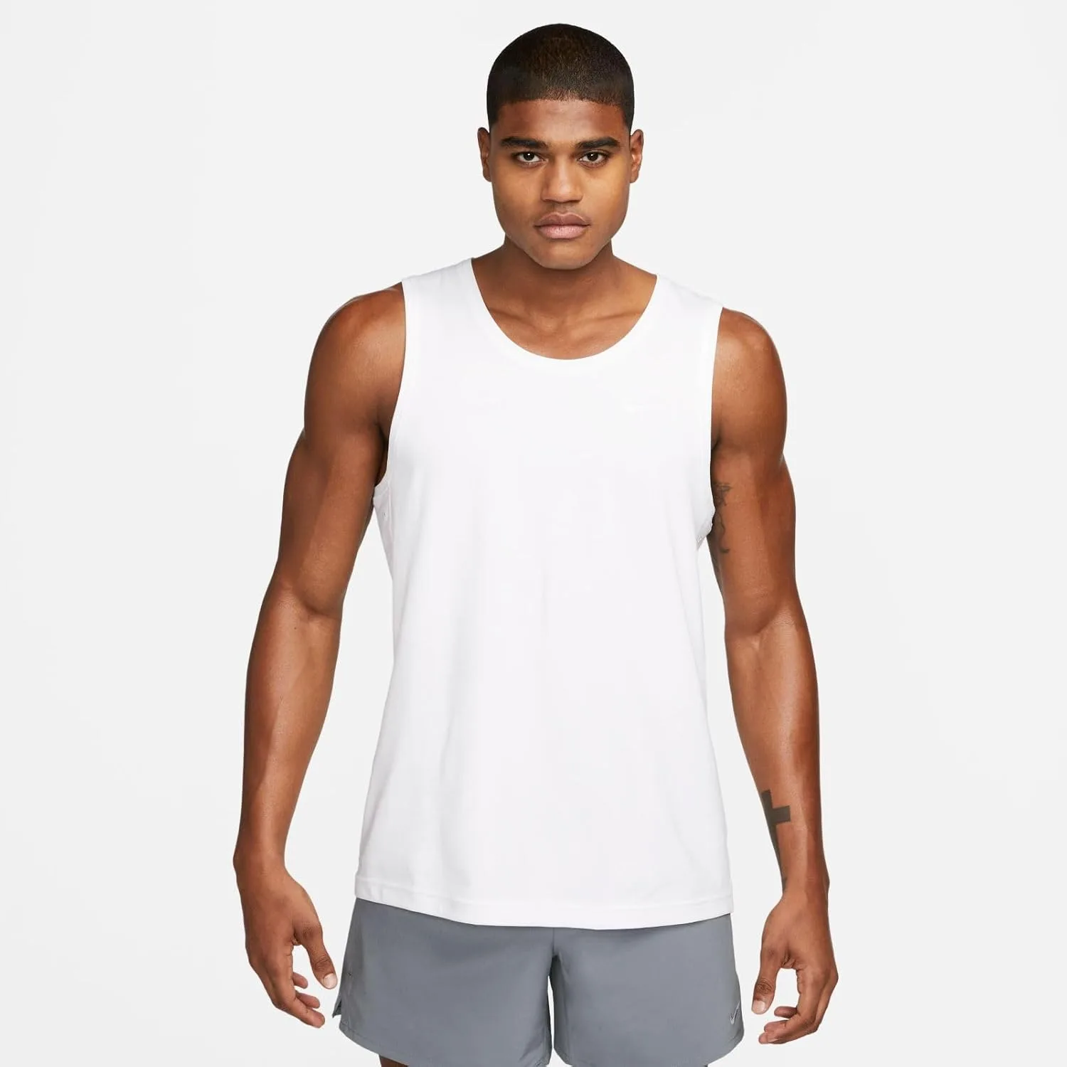 Универсальная майка Dri-FIT от Nike, белый — фото 2
