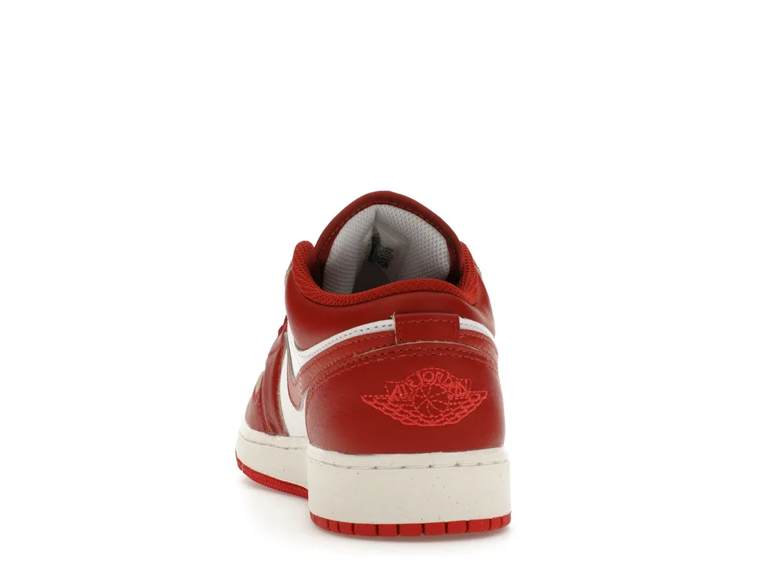 Детские кроссовки Lifestyle Jordan 1 Low SE Jordan, White/Dune Red/Lobster/Sail/Vachetta Tan — фото 4