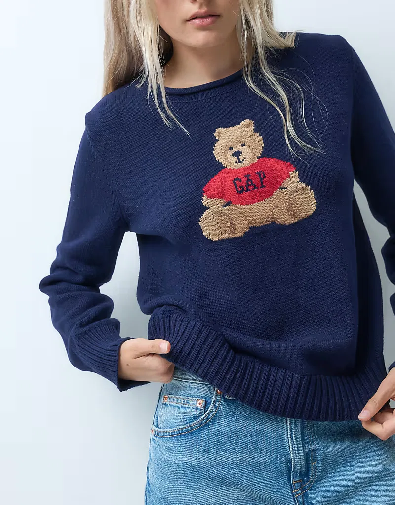 Вязаный джемпер GAP с изображением медведя на груди, темно-синий — фото 4