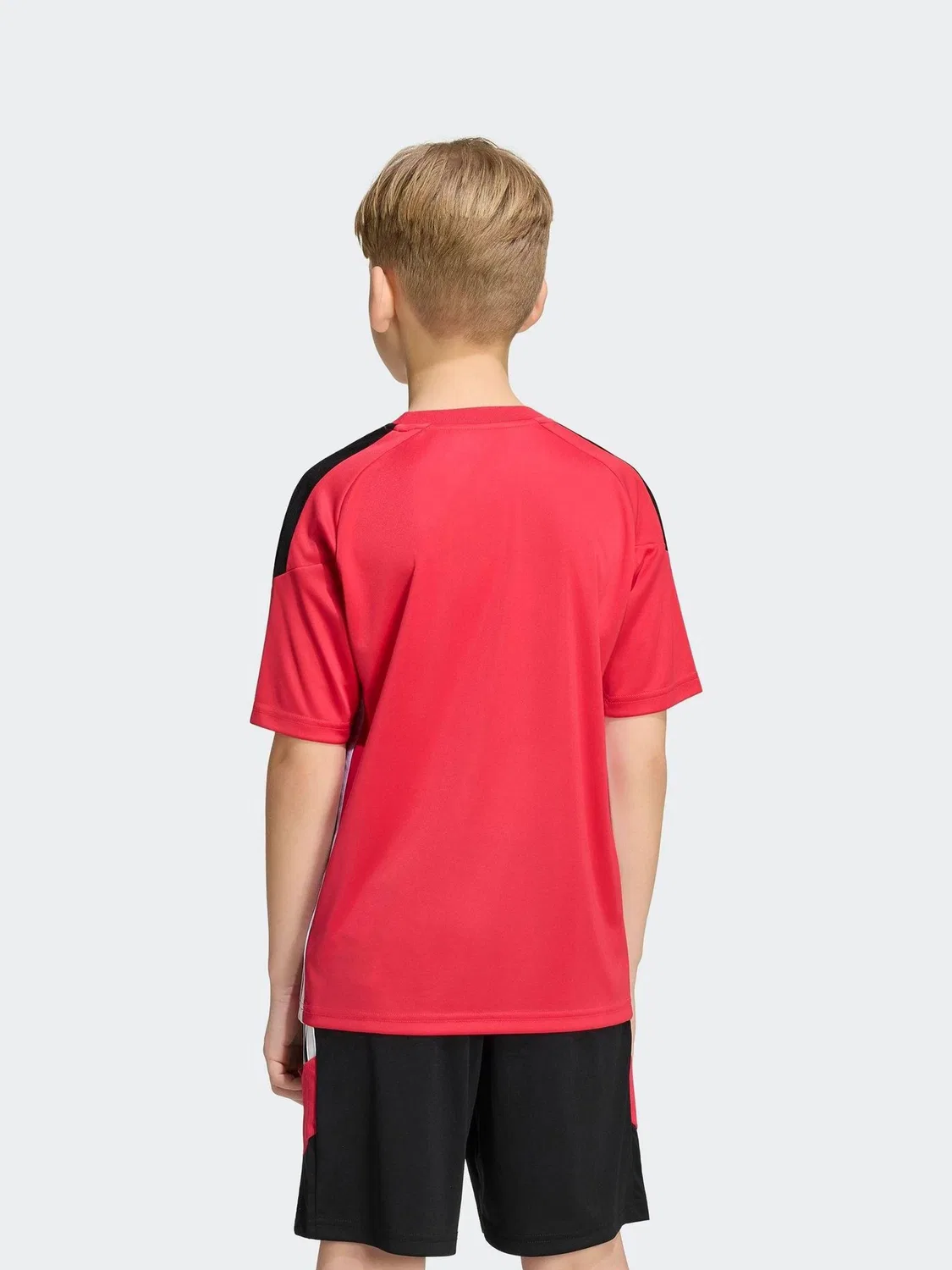 Футболка Tiro 26 Essentials Jersey adidas, красный — фото 2