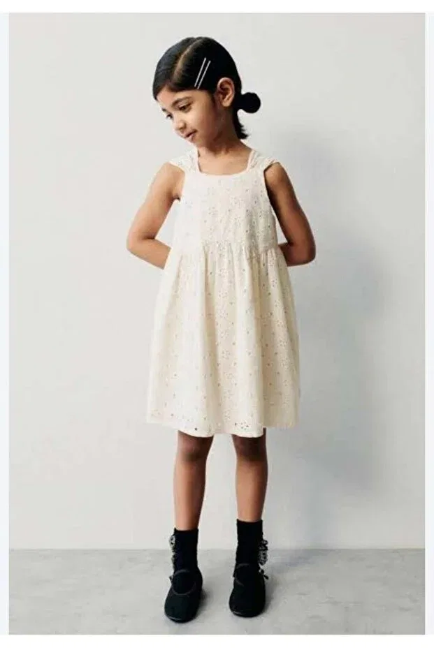 Детское платье для девочек хлопковое Girl'S Ecru Scallop Dress With Straps Connemara, Multicolored