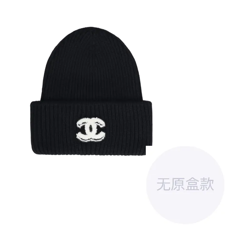 

CHANEL Женская шапка бини, Black