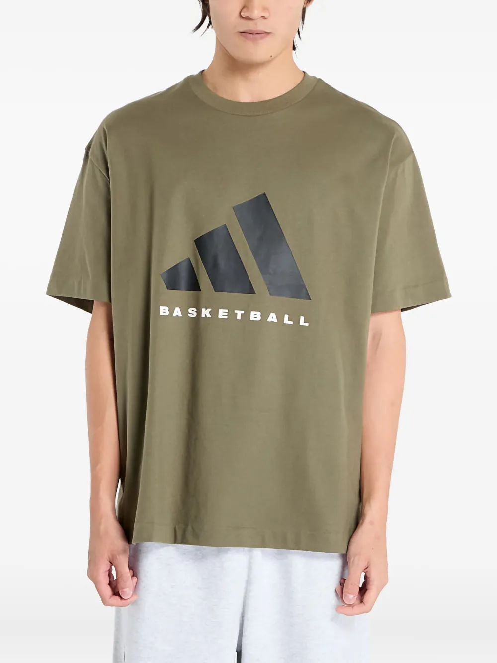 Футболка Basketball Logo Adidas, зеленый — фото 3