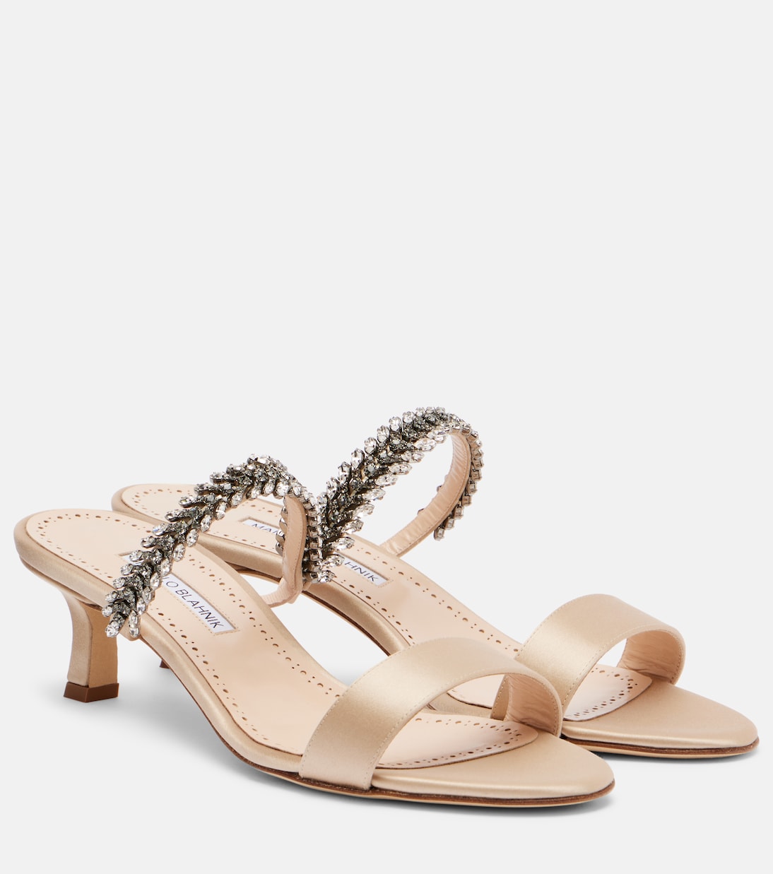 Kifasan атласные мюли с декором Manolo Blahnik, 2601 Mnud