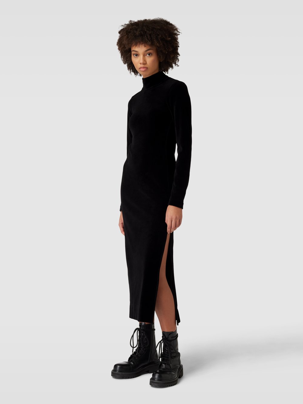 

Платье макси с воротником-стойкой модель «Вельвет» G-Star Raw, черный