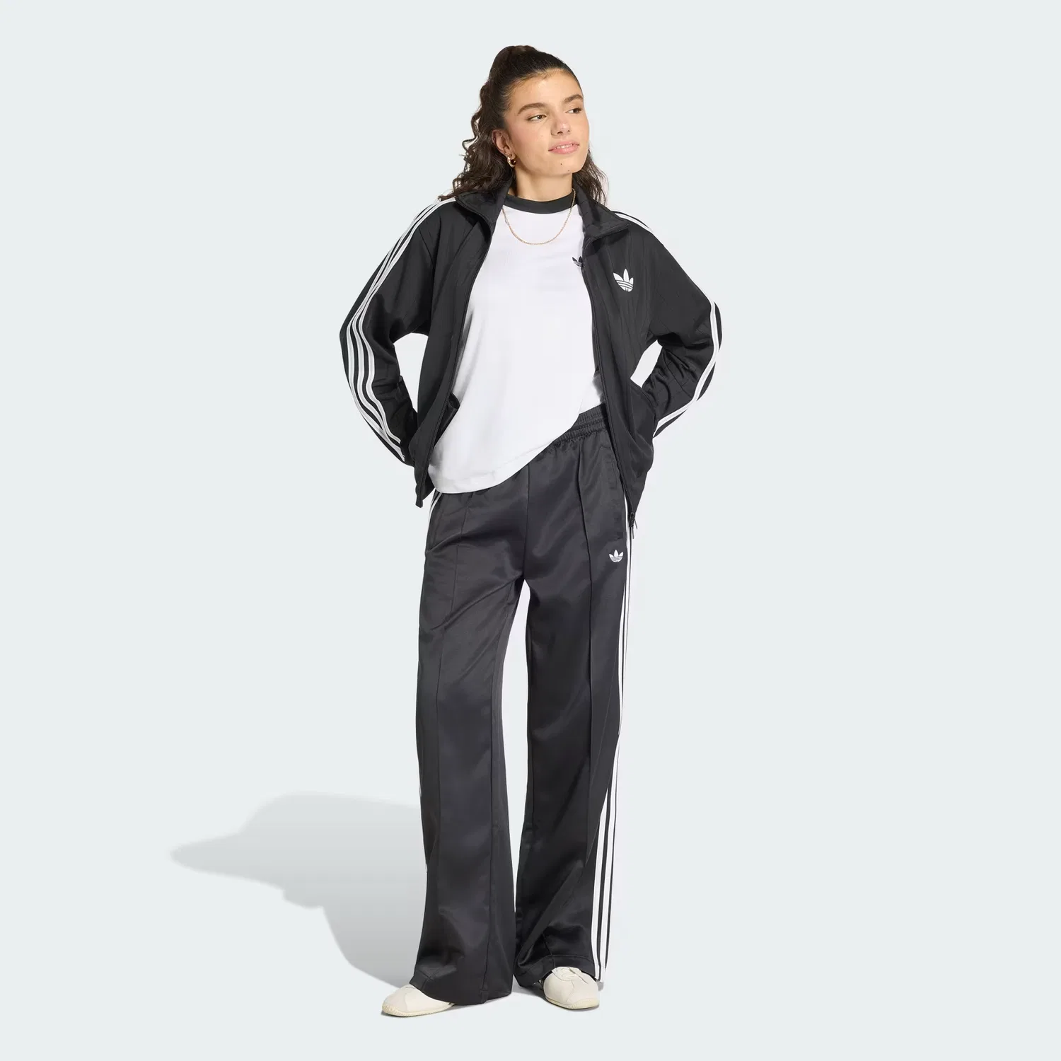 Женские спортивные брюки свободного кроя Satin SST Loose Track Pant Adidas Originals, черный/белый — фото 4