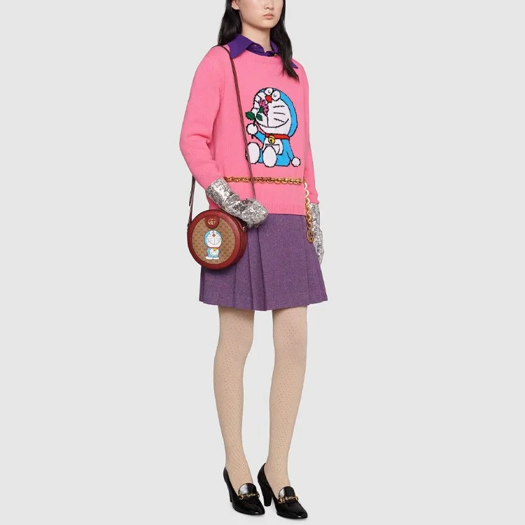 Свитер женский Gucci, коллаборация Doraemon, розовый — фото 4