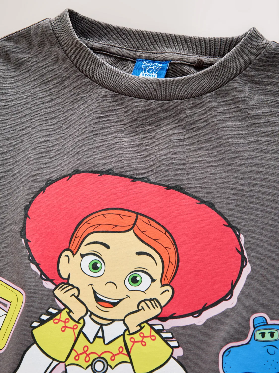 Футболка оверсайз с принтом Toy Story Jessie Next, серый — фото 3