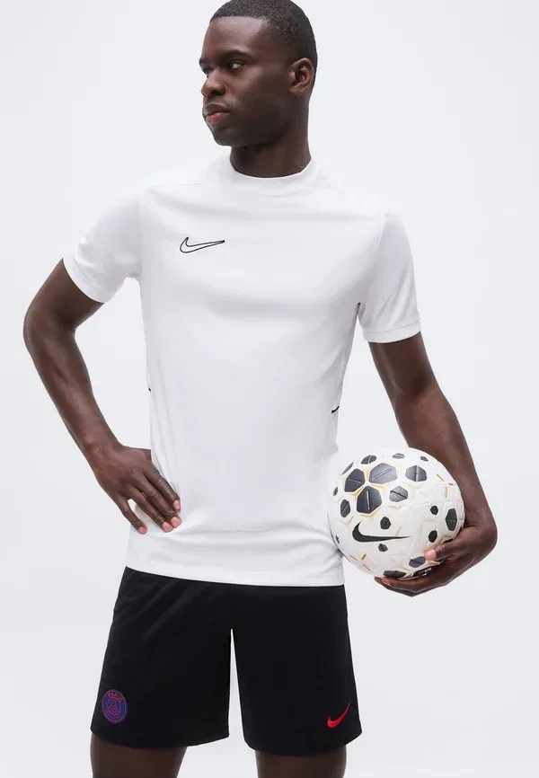 Шорты футбольные Nike Performance Psg short/Global Red, черный/красный — фото 4