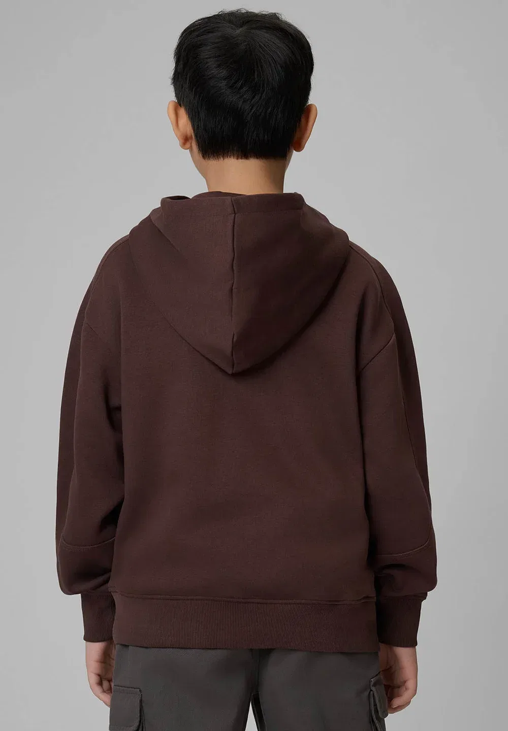Bluza dresowa свободная z kapturem chłopięca - czarna 122 (6-7 лат) - толстовка 4F, Dark Brown — фото 3