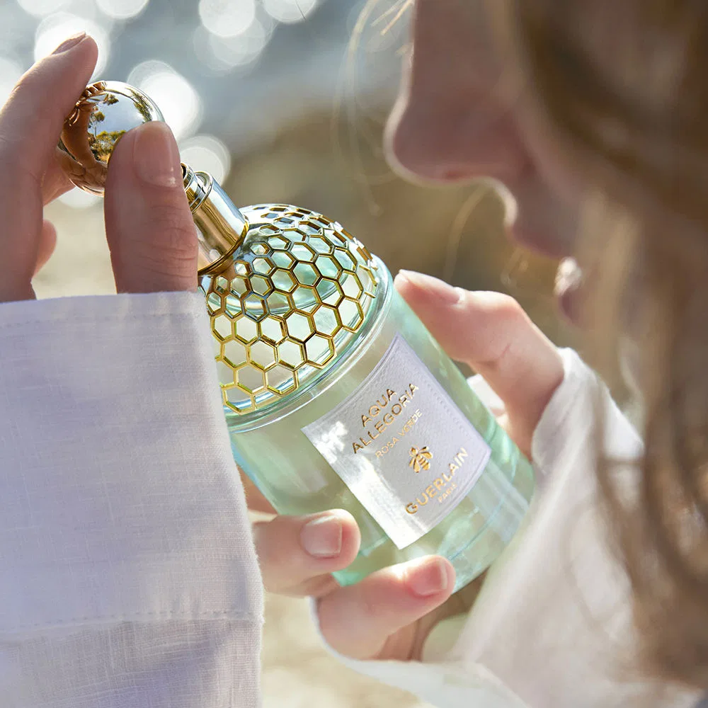 Туалетная вода 75 мл с ароматом розы и огурца Eau de Toilette Aqua Allegoria Rosa Verde Guerlain — фото 4