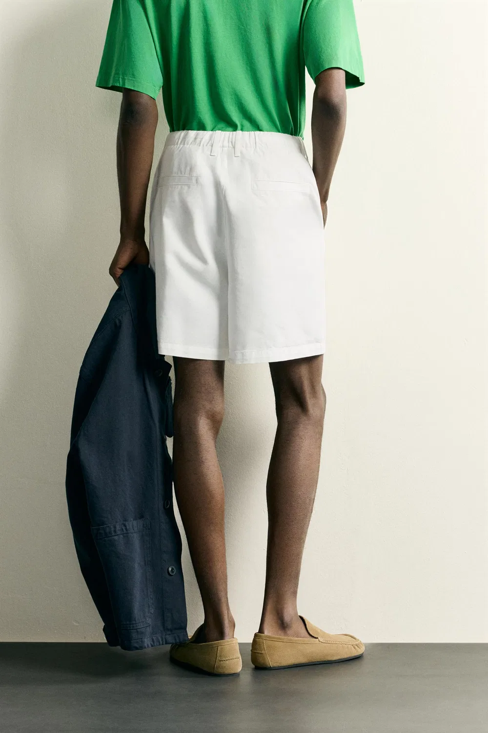 Хлопковые/лиоцелловые шорты-бермуды стандартного кроя ZARA, Oyster-white — фото 3