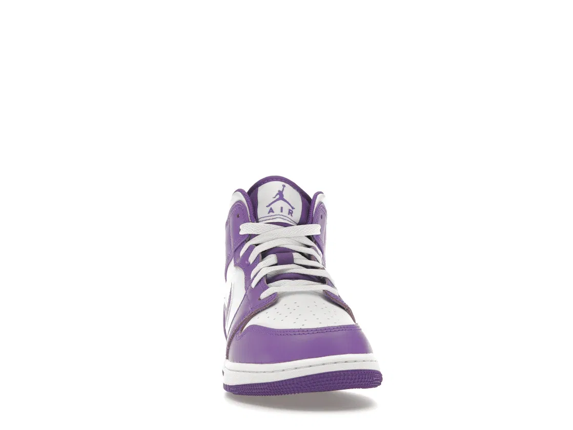 Детские кроссовки с кожаным верхом Jordan 1 Mid, Purple Venom/White — фото 2