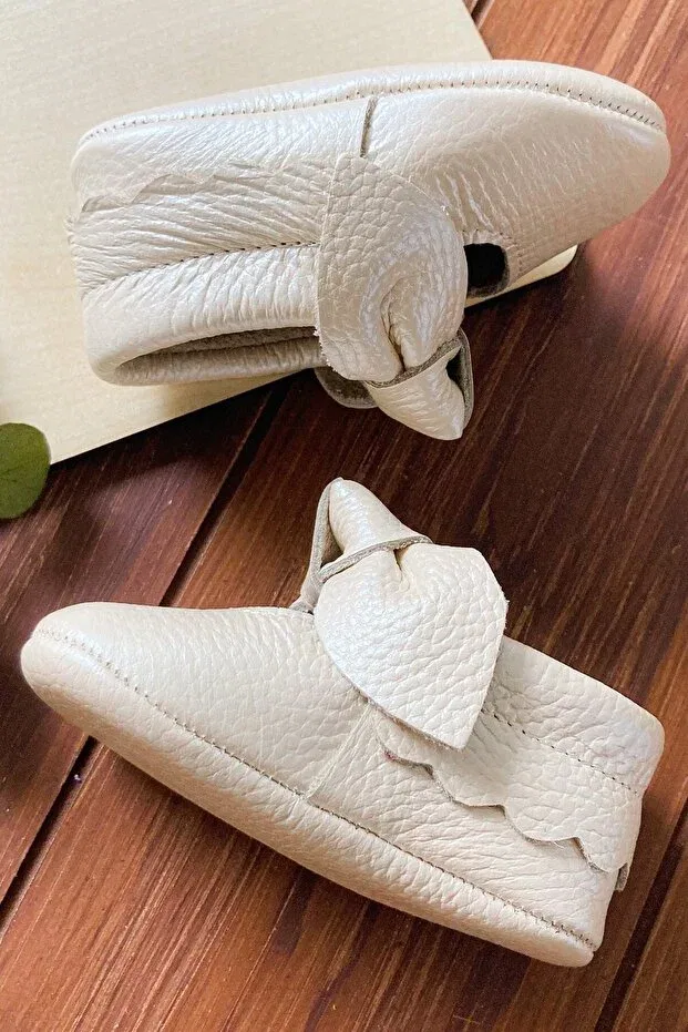 Детские туфельки для первых шагов из кожи Luz series Li Puna, Metallic Cream — фото 2