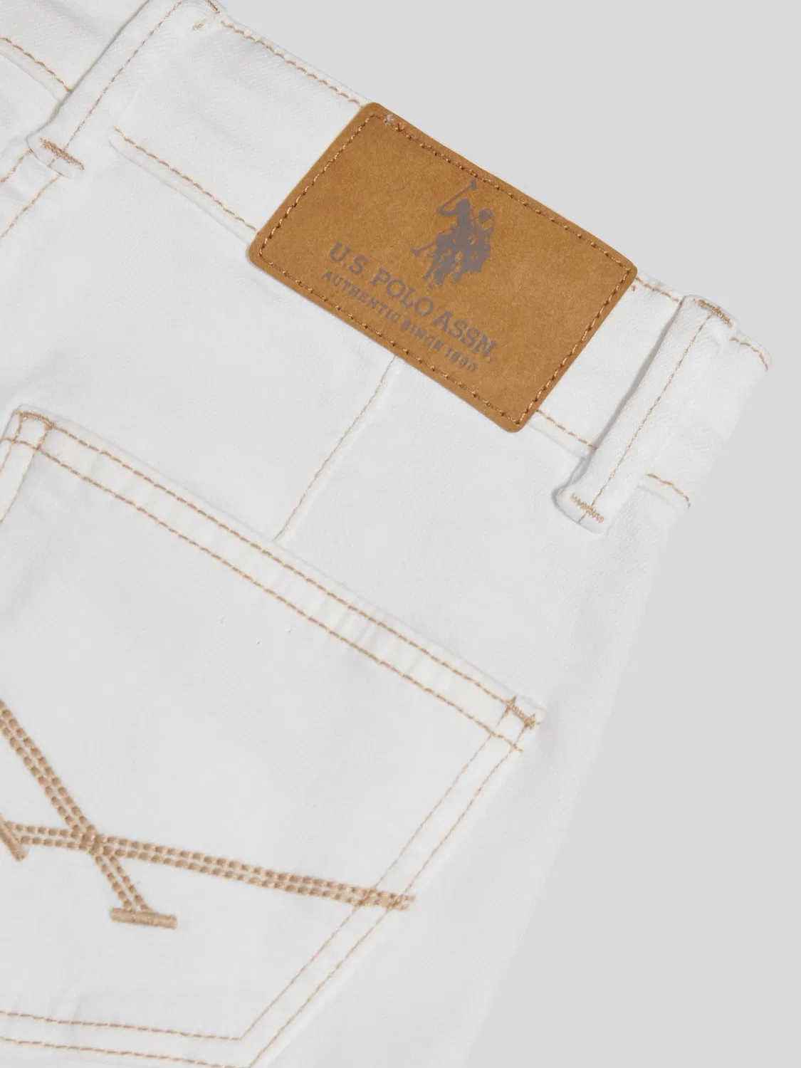 Джинсы широкие, модель Wide Leg U.S. Polo Assn., белые — фото 4