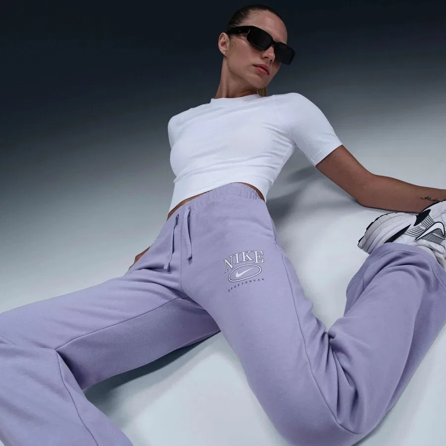 Спортивные брюки с широкими штанинами, с завязками, Nike Sportswear Club Fleece, Сиренево-фиолетовый