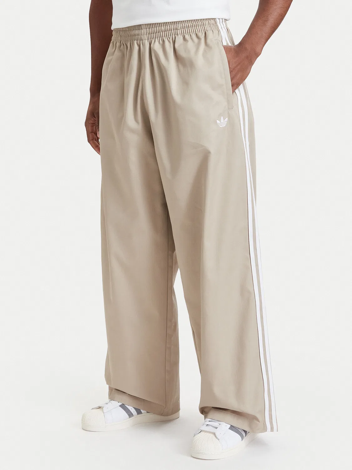 Мужские спортивные брюки свободного кроя Adicolor Sst Cotton Twill Trousers Adidas, бежевый