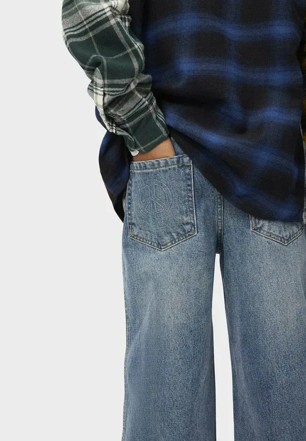 Брюки расклешенные, хлопок, Askio unisex - flared jeans, Molo, tinted vintage blue, синий — фото 4