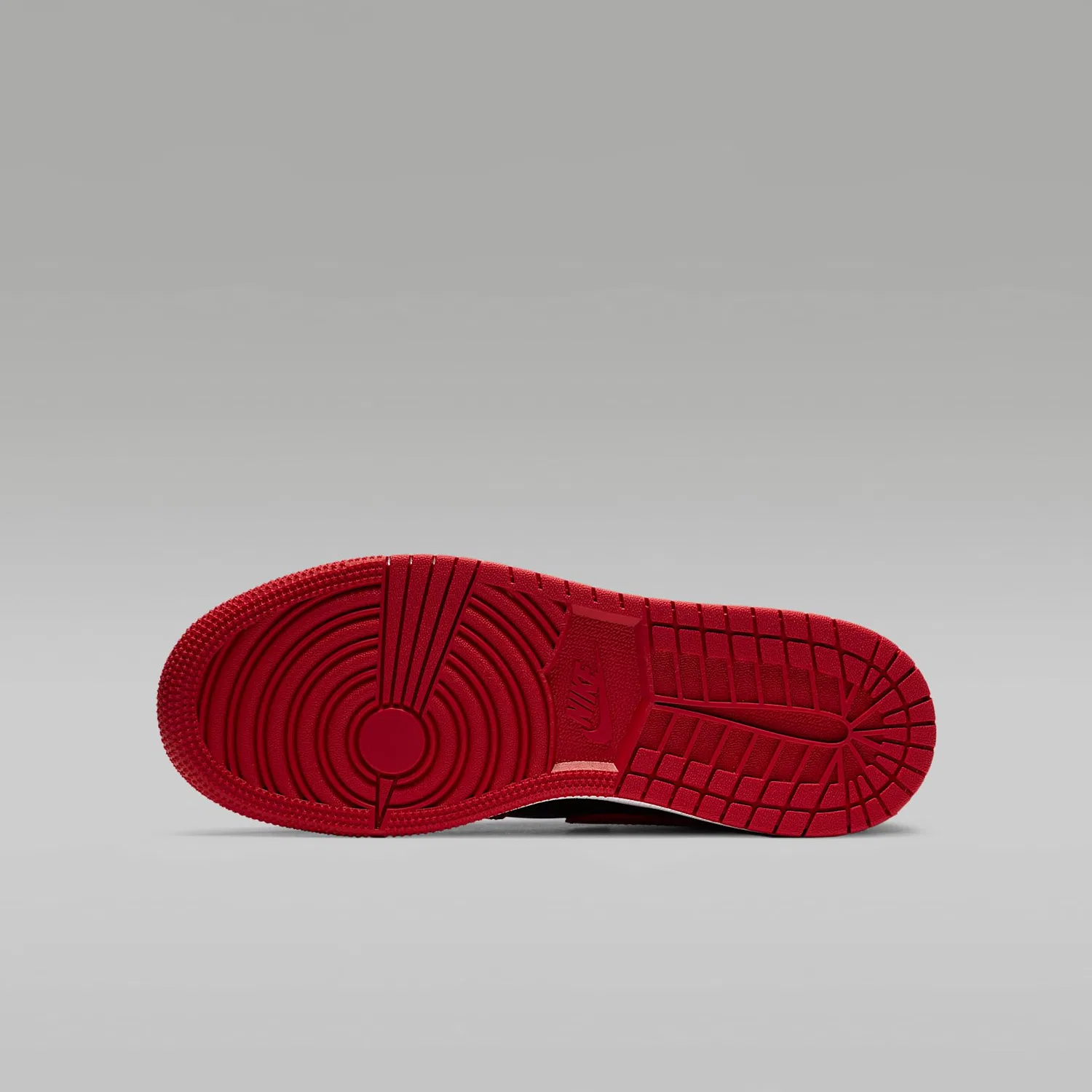 Детские кроссовки для мальчиков баскетбольные Air Jordan 1 Low (GS) NIKE, Gym Red Black White — фото 2
