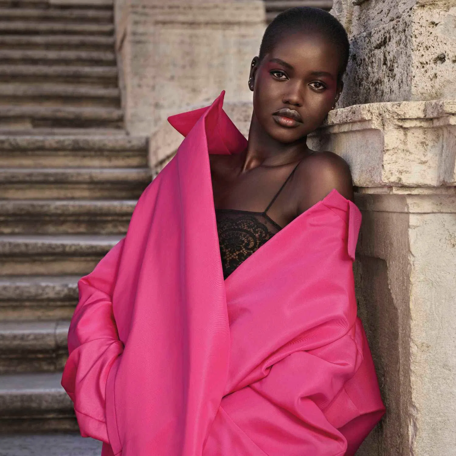 Парфюмерный спрей для волос и тела Born In Roma Donna 90 мл VALENTINO — фото 4