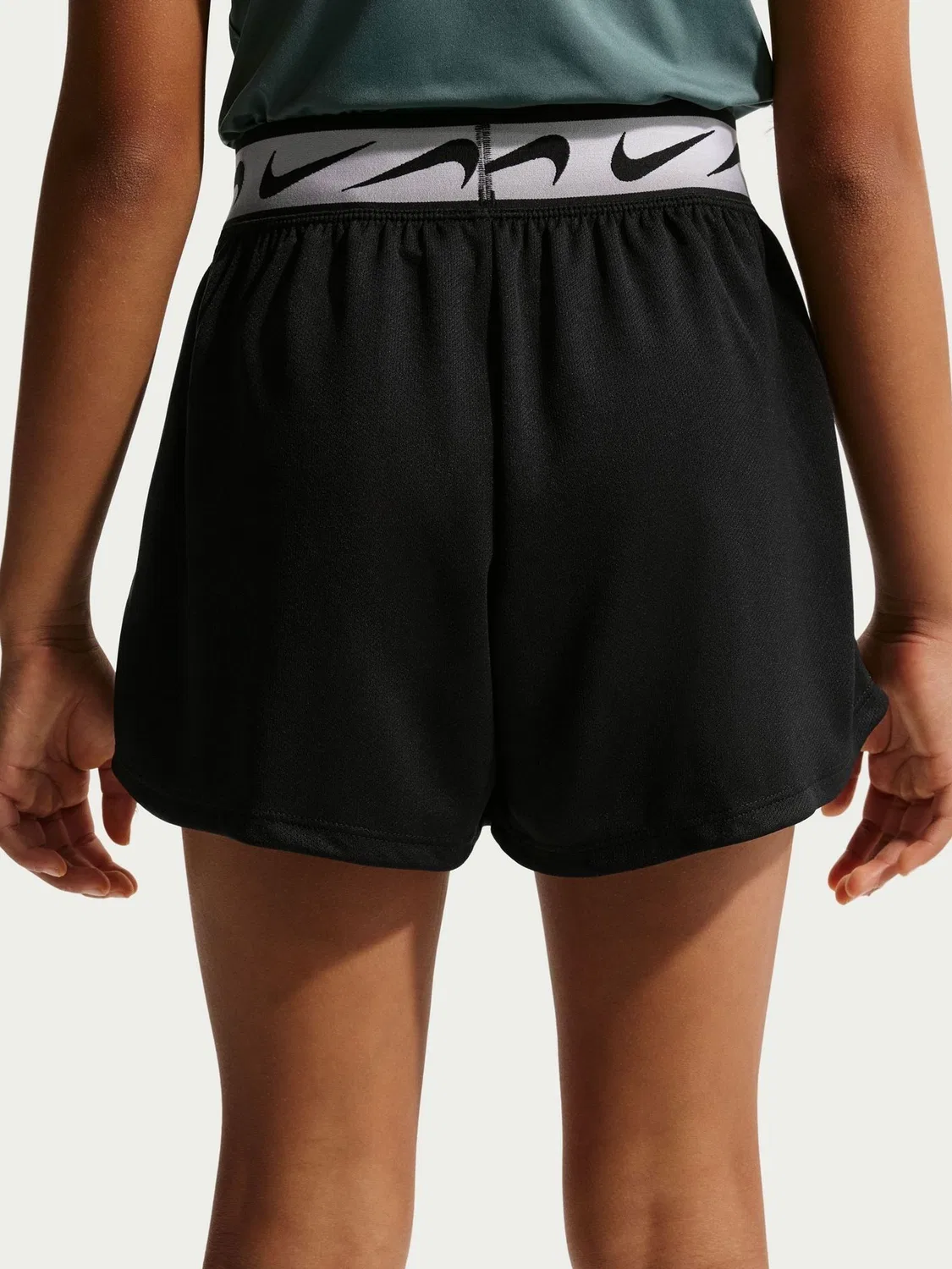 Шорты беговые Dri-FIT Dash Nike, черный — фото 4