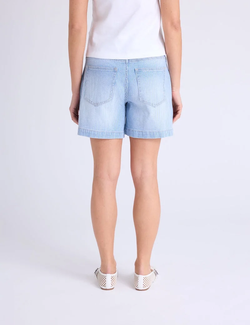 Женские шорты-бермуды U.S. Polo Assn. 5" Cuffed Light Wash Trouser, светло-голубой — фото 2