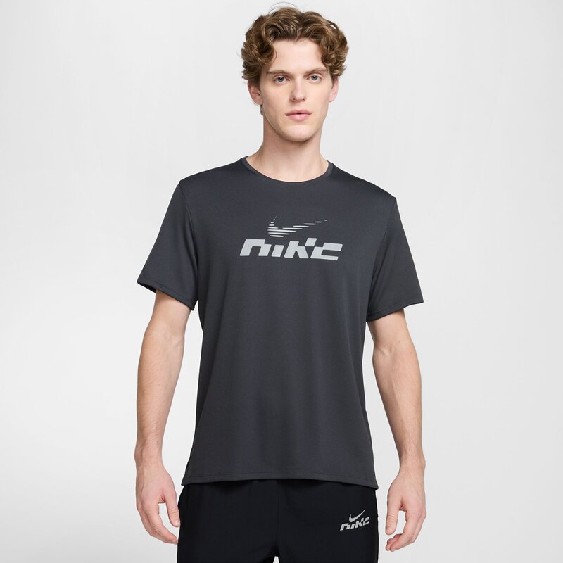 

Sweatshirt m nk df uv miler flash ss Nike, мультиколор