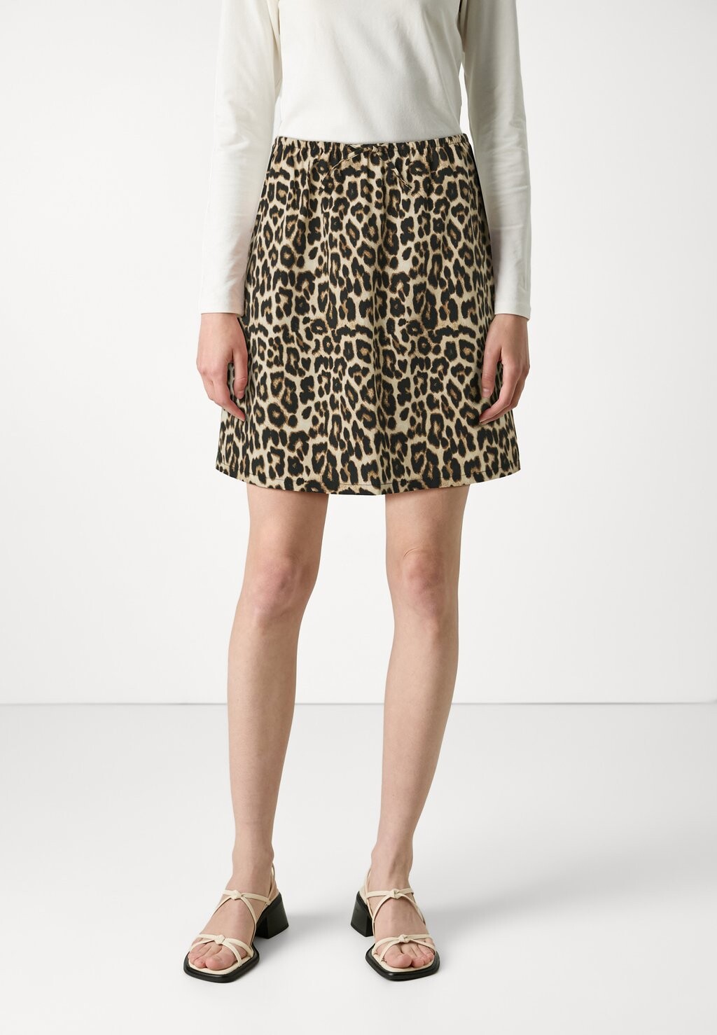 

Мини-юбка ONLCLARA PULL UP SKIRT ONLY, черный