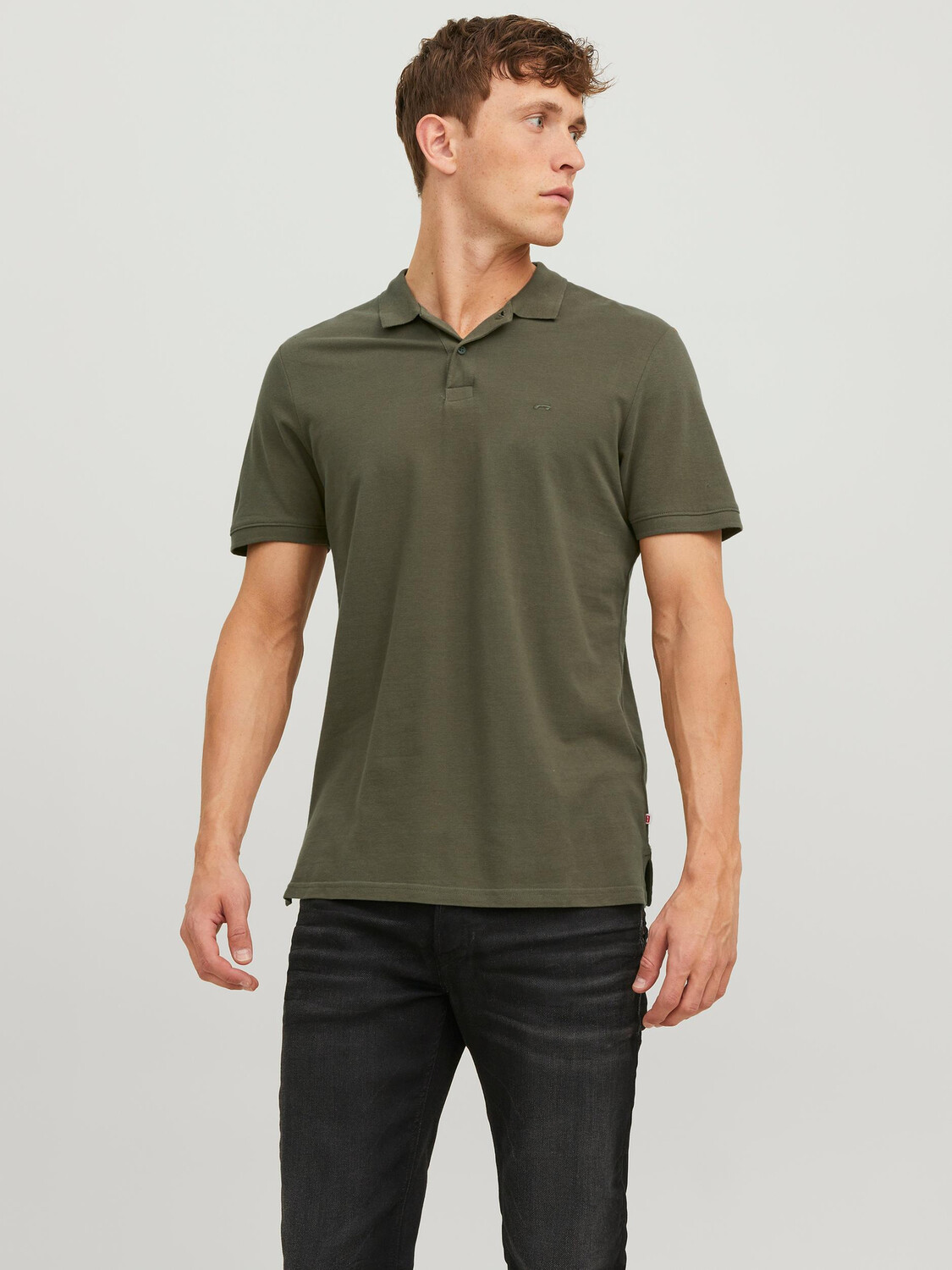 

Поло Jack & Jones Einfarbiges Polo Hemd Pique T Shirt mit Kragen JJEBASIC, оливковый
