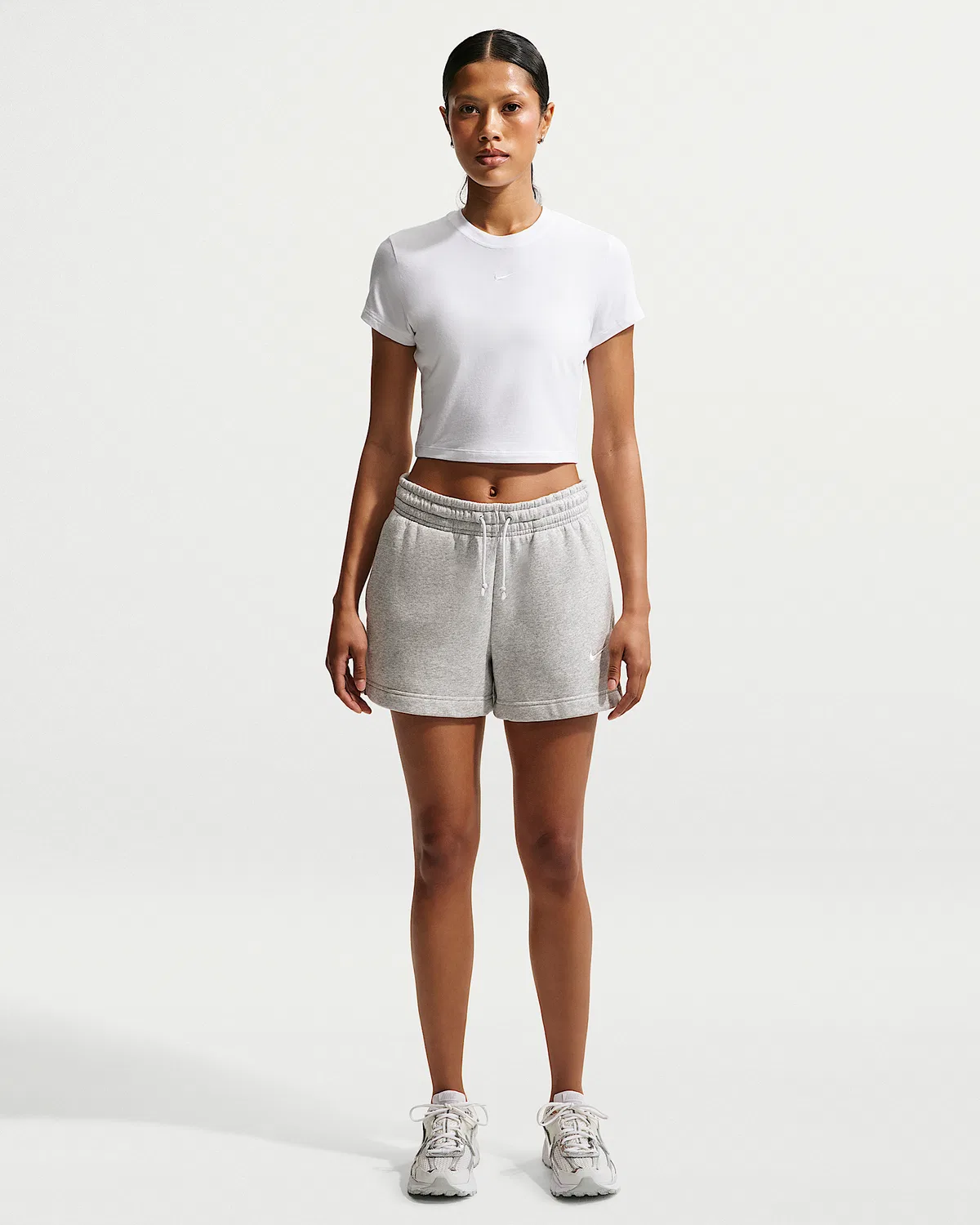 Женская укороченная футболка Nike Sportswear Chill Knit, White/White — фото 4